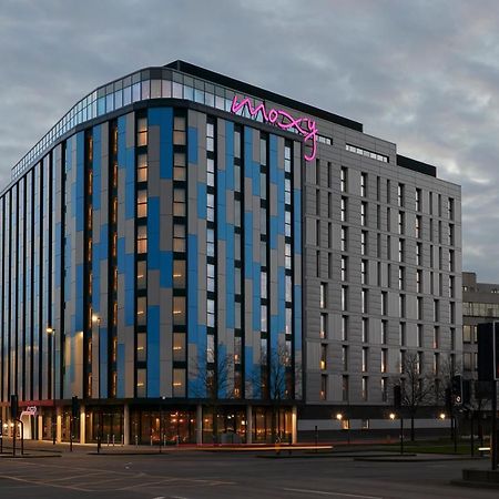 Hotel Moxy Slough Esterno foto